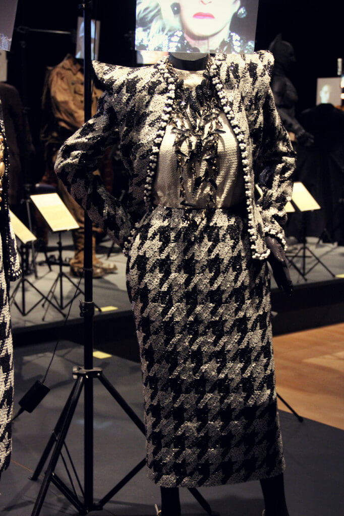 Hollywood Costume Exhibit Phoenix Art Museum Curella Deville Glenn Close